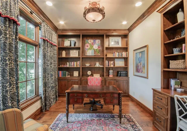 Photo 4 of Sale Pending at 4401 Berry Farm Rd, Norman, OK 73072 | MLS# 1242209 | Listing updated on 2026-10-09