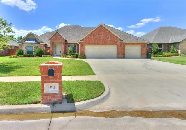 Photo 1 of Sale Pending at 912 Trisha Ln, Norman, OK 73072 | MLS# 1242313 | Listing updated on 2026-09-08
