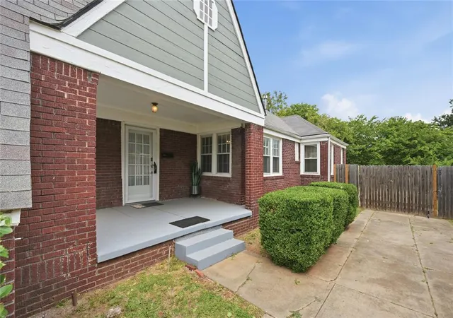 Photo 3 of Single family home for sale at 937 NE 20th Street, Oklahoma City, OK 73105 | MLS# 1242337 | Listing updated on 2026-09-14