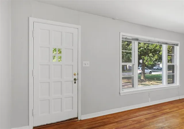 Photo 4 of Sale Pending at 1207 Huntington Way, Norman, OK 73069 | MLS# 1242350 | Listing updated on 2026-09-11