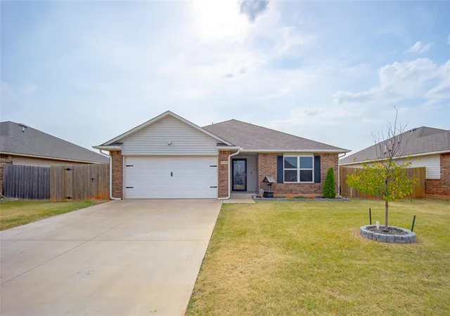 Single family home for sale at 1020 S Blackjack Ln, Mustang, OK 73064 | MLS# 1242496
