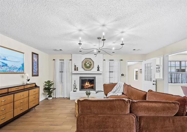 Photo 4 of Single family home for sale at 1900 8Th Nw, Ardmore, OK 73401 | MLS# 1242582 | Listing updated on 2026-09-11