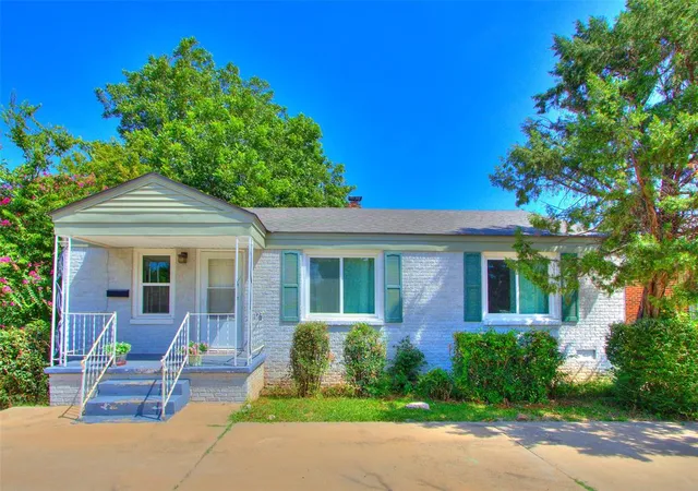 Photo 4 of Single family home for sale at 2329 NW 33rd Street, Oklahoma City, OK 73112 | MLS# 1242598 | Listing updated on 2026-09-15