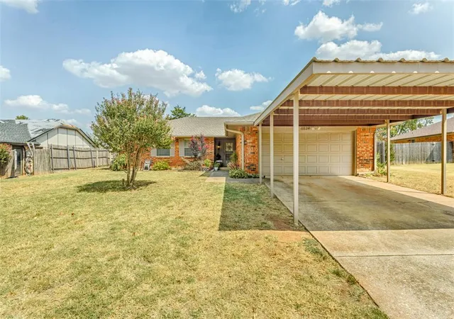 Photo 1 of Single family home for sale at 11824 Larkdale Dr, Yukon, OK 73099 | MLS# 1242875 | Listing updated on 2026-09-14