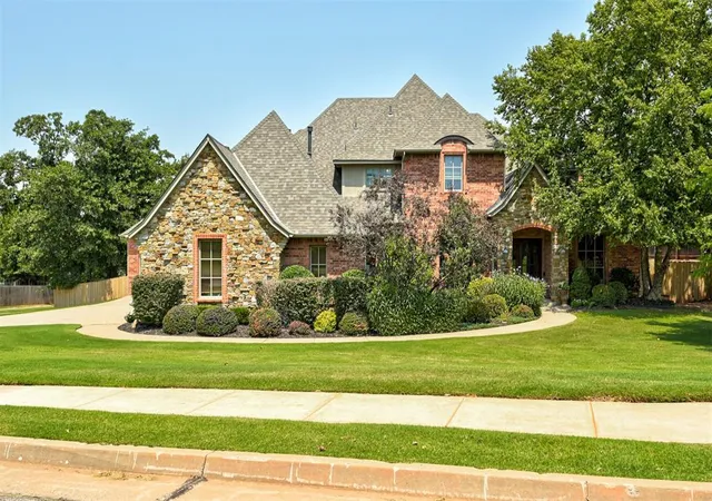 Photo 1 of Single family home for sale at 1301 Autumn Crk Dr, Edmond, OK 73003 | MLS# 1242883 | Listing updated on 2026-09-12