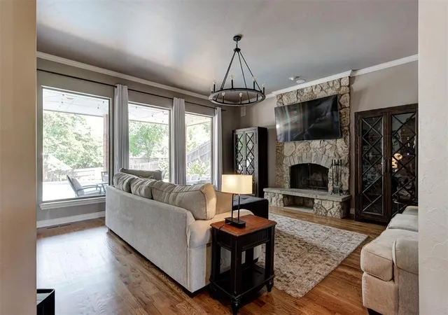 Photo 3 of Single family home for sale at 1301 Autumn Crk Dr, Edmond, OK 73003 | MLS# 1242883 | Listing updated on 2026-09-12