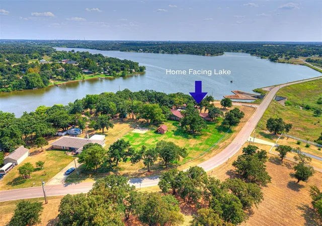 Photo 3 of Single family home for sale at 1016 N Shore Dr, Guthrie, OK 73044 | MLS# 1242937 | Listing updated on 2026-09-30