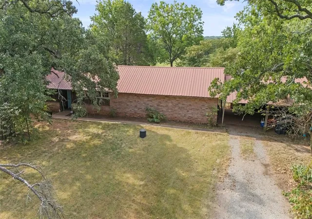 Photo 3 of Single family home for sale at 16445 County Rd 1460, Ada, OK 74820 | MLS# 1242958 | Listing updated on 2026-09-11