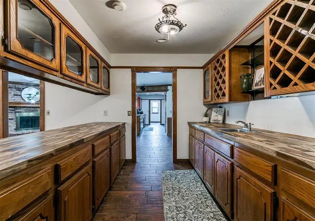 Photo 2 of Single family home for sale at 11313 Davis Ct, Oklahoma City, OK 73162 | MLS# 1243127 | Listing updated on 2026-09-14