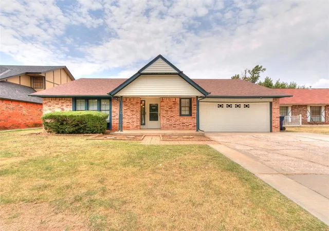 Photo 3 of Single family home for sale at 11313 Davis Ct, Oklahoma City, OK 73162 | MLS# 1243127 | Listing updated on 2026-09-14