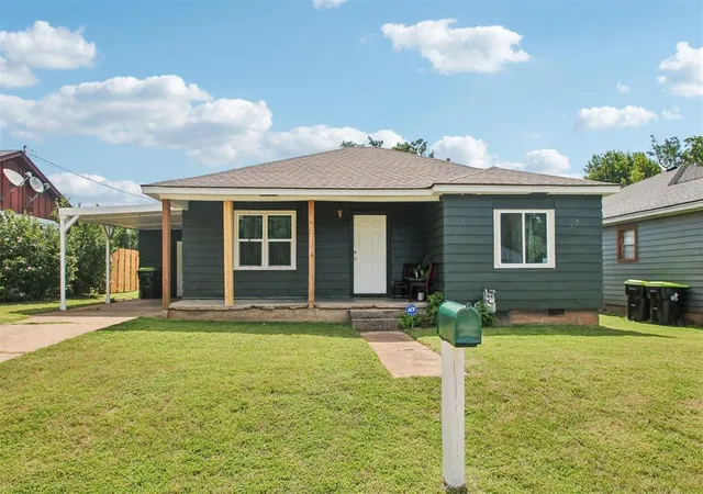 Photo 3 of Sale Pending at 804 N Santa Fe Ave, Purcell, OK 73080 | MLS# 1243227 | Listing updated on 2026-09-15