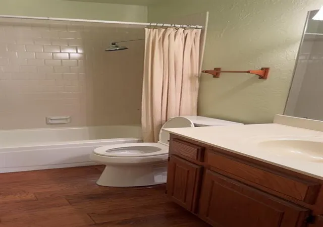 Photo 4 of Single family home for sale at 11608 SW 3rd Street, Yukon, OK 73099 | MLS# 1243272 | Listing updated on 2026-09-16