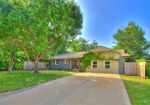 Photo 4 of Single family home for sale at 1304 NW 101st Street, Oklahoma City, OK 73114 | MLS# 1243322 | Listing updated on 2026-09-15
