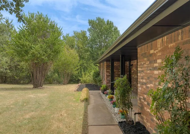 Photo 2 of Single family home for sale at 4108 E Blue Ridge Rd, Edmond, OK 73034 | MLS# 1243387 | Listing updated on 2026-09-15