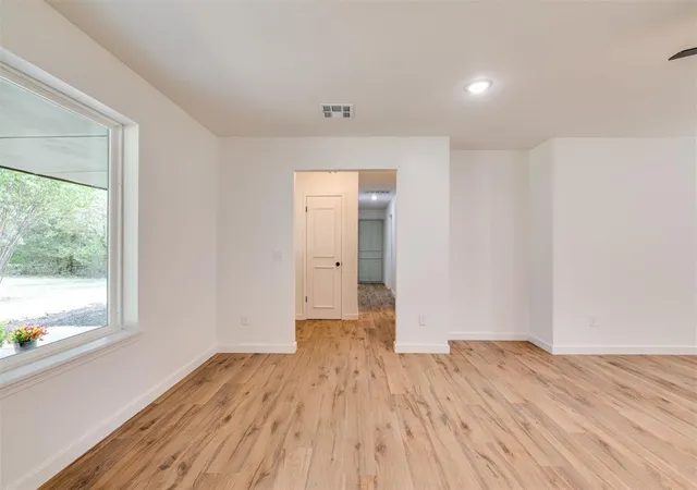 Photo 3 of Single family home for sale at 4108 E Blue Ridge Rd, Edmond, OK 73034 | MLS# 1243387 | Listing updated on 2026-10-06