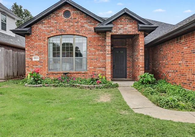 Photo 2 of Sale Pending at 9920 Fox Fair, Oklahoma City, OK 73130 | MLS# 1243413 | Listing updated on 2026-09-16