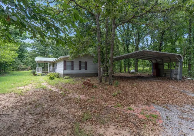 Photo 3 of Single family home for sale at 2011 SE 136th Avenue, Norman, OK 73026 | MLS# 1243432 | Listing updated on 2026-09-16