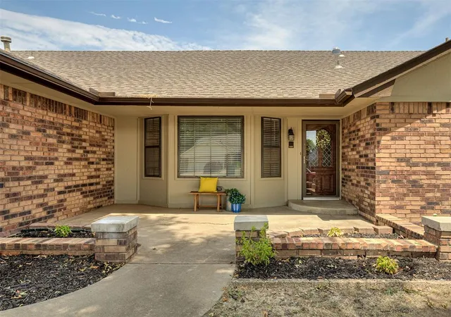 Photo 3 of Single family home for sale at 2919 SW 127th Street, Oklahoma City, OK 73170 | MLS# 1243437 | Listing updated on 2026-09-13