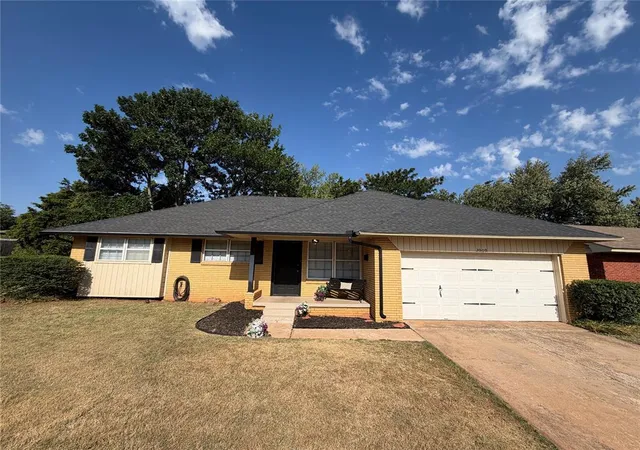 Photo 1 of Single family home for sale at 2009 S Rankin St, Edmond, OK 73013 | MLS# 1243470 | Listing updated on 2026-09-10