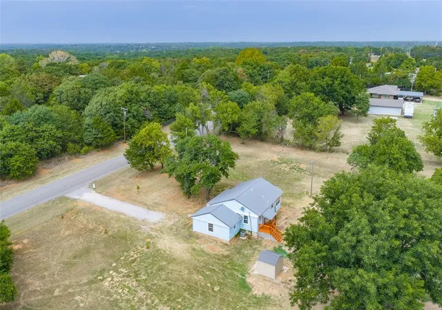 Photo 3 of Single family home for sale at 2505 Se 84th Avenue, Norman, OK 73026 | MLS# 1243473 | Listing updated on 2026-09-12