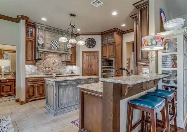 Photo 3 of Single family home for sale at 700 Newport Brg Dr, Edmond, OK 73034 | MLS# 1243541 | Listing updated on 2026-09-14