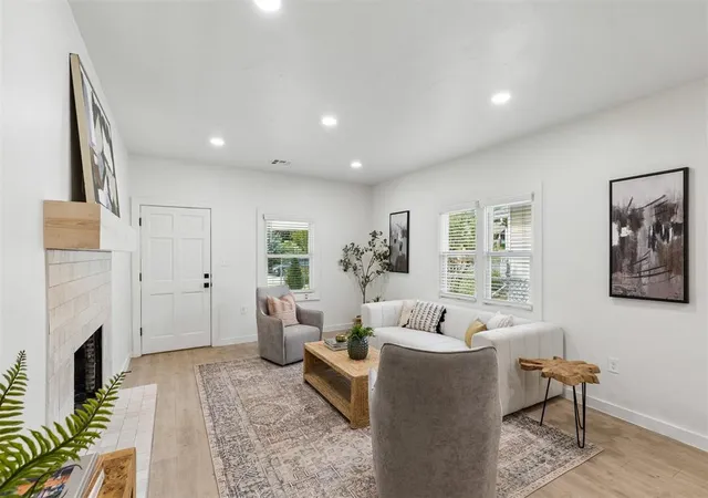 Photo 3 of Single family home for sale at 525 NW 27th Street, Oklahoma City, OK 73103 | MLS# 1243625 | Listing updated on 2026-09-14