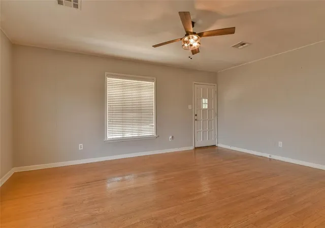 Photo 3 of Single family home for sale at 315 N 13th Street, Guthrie, OK 73044 | MLS# 1243670 | Listing updated on 2026-09-15