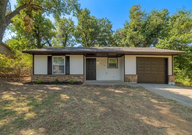 Photo 1 of Sale Pending at 14388 Jesse Dr, Choctaw, OK 73020 | MLS# 1243727 | Listing updated on 2026-09-12