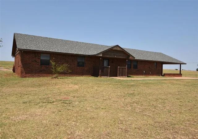 Photo 3 of Single family home for sale at 5501 N Post Rd, Guthrie, OK 73044 | MLS# 1243730 | Listing updated on 2026-09-23