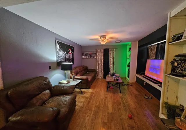 Photo 3 of Single family home for sale at 121 SW 16th Street, Moore, OK 73160 | MLS# 1243922 | Listing updated on 2026-09-14