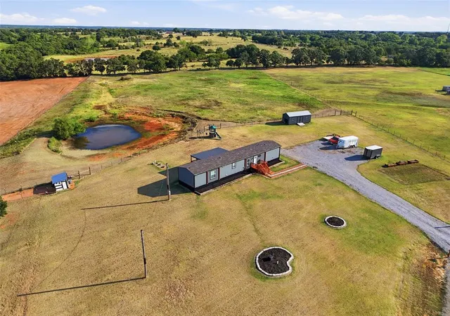 Photo 3 of Sale Pending at 10563 184th Street, Lindsay, OK 73052 | MLS# 1244078 | Listing updated on 2026-09-08