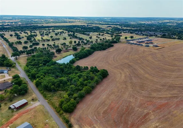 Photo 3 of Land for sale at 1927 N Pine St, Guthrie, OK 73044 | MLS# 1244102 | Listing updated on 2026-09-15
