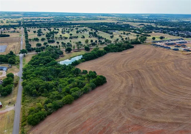 Photo 4 of Land for sale at 1927 N Pine St, Guthrie, OK 73044 | MLS# 1244102 | Listing updated on 2026-09-15