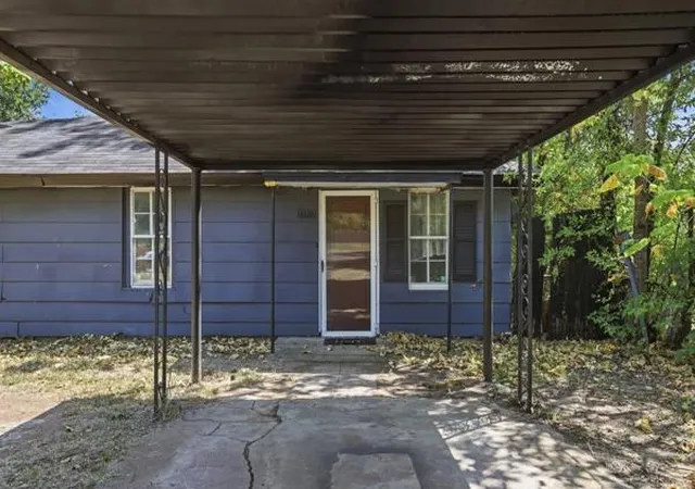 Photo 3 of Single family home for sale at 8100 Ne 28th Street, Spencer, OK 73084 | MLS# 1244110 | Listing updated on 2026-09-11