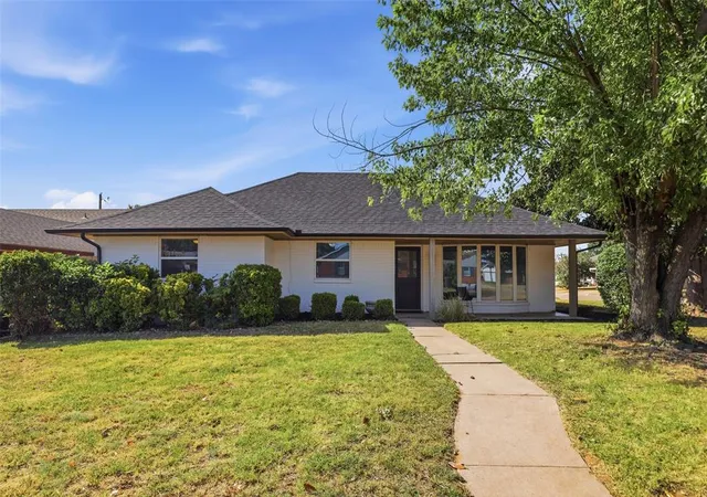 Photo 1 of Single family home for sale at 312 W Blueridge Dr, Oklahoma City, OK 73110 | MLS# 1244173 | Listing updated on 2026-09-14