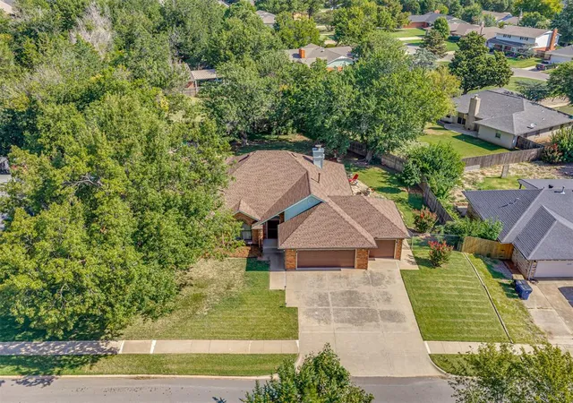Photo 3 of Single family home for sale at 3203 Center St, Oklahoma City, OK 73120 | MLS# 1244250 | Listing updated on 2026-09-14