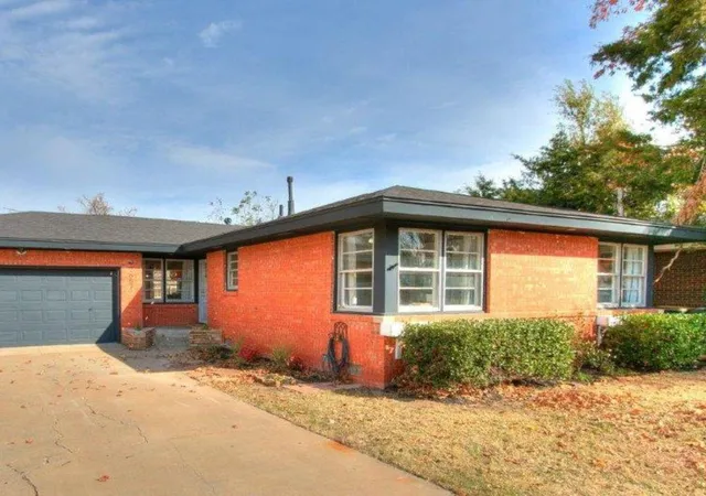 Photo 2 of Sale Pending at 2657 Lakeside Dr, Oklahoma City, OK 73120 | MLS# 1244257 | Listing updated on 2026-09-11