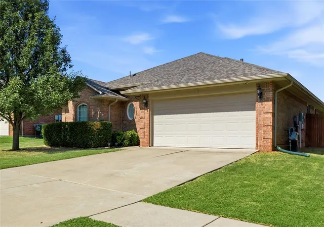 Photo 1 of Single family home for sale at 8101 Prairie Ridge Rd, Oklahoma City, OK 73135 | MLS# 1244379 | Listing updated on 2026-09-09