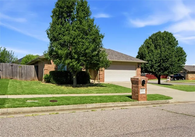 Photo 3 of Single family home for sale at 8101 Prairie Ridge Rd, Oklahoma City, OK 73135 | MLS# 1244379 | Listing updated on 2026-09-09