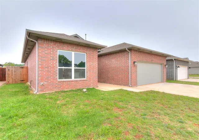 Photo 3 of Sale Pending at 521 Remington Ave, Jones, OK 73049 | MLS# 1244550 | Listing updated on 2026-09-09