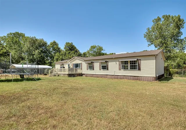 Photo 4 of Single family home for sale at 19401 SE 134th Street, Mc Loud, OK 74851 | MLS# 1244719 | Listing updated on 2026-09-14