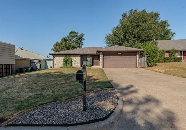 Photo 1 of Sale Pending at 9809 Southridge Dr, Oklahoma City, OK 73159 | MLS# 1244858 | Listing updated on 2026-09-15