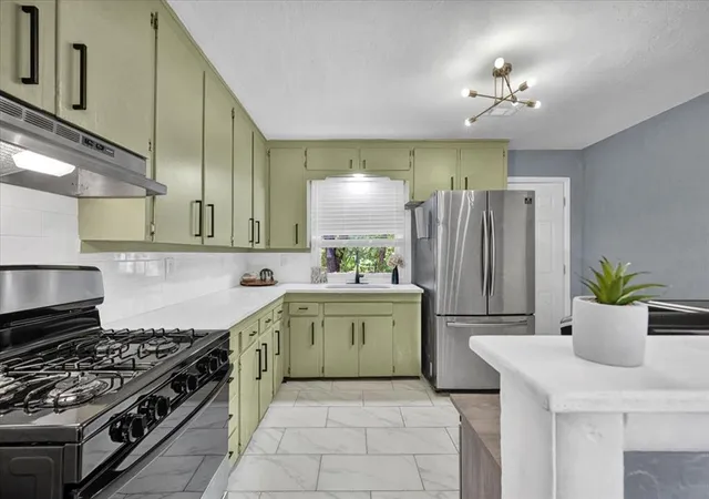 Photo 3 of Sale Pending at 3601 Woodside Dr, Midwest City, OK 73110 | MLS# 1244860 | Listing updated on 2026-09-15