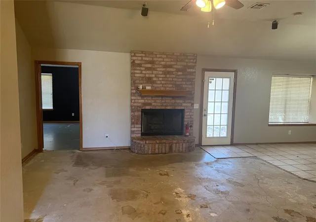 Photo 3 of Sale Pending at 5812 SE 9th Street, Oklahoma City, OK 73110 | MLS# 1244877 | Listing updated on 2026-09-12