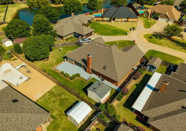 Photo 3 of Single family home for sale at 11221 Kingsgate Dr, Oklahoma City, OK 73170 | MLS# 1244982 | Listing updated on 2026-09-15