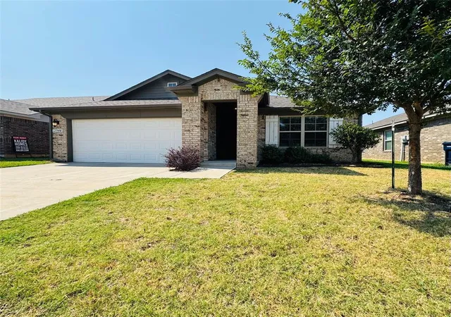 Photo 3 of Single family home for sale at 12948 Nw 3rd Terrace, Yukon, OK 73099 | MLS# 1245083 | Listing updated on 2026-09-24