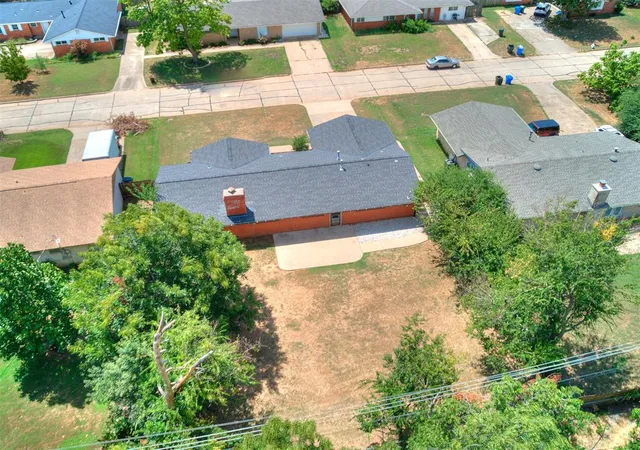 Photo 4 of Single family home for sale at 1415 Aladdin St, Norman, OK 73072 | MLS# 1245254 | Listing updated on 2026-09-15
