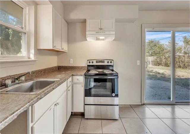 Photo 4 of Sale Pending at 717 NE 37th Street, Oklahoma City, OK 73105 | MLS# 1245420 | Listing updated on 2026-09-14