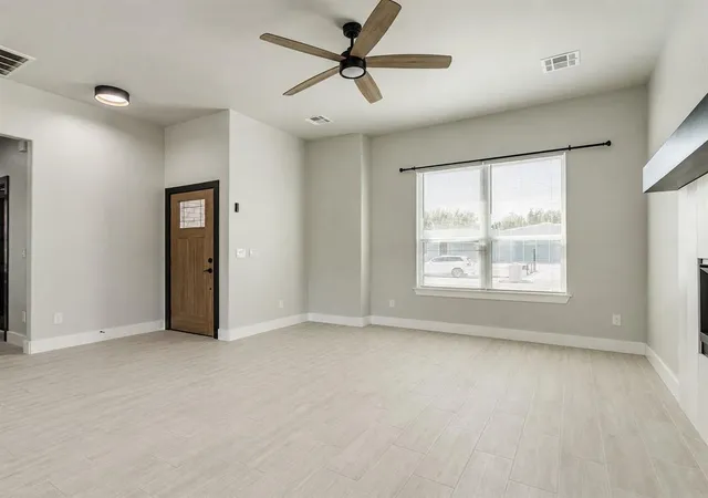 Photo 3 of Sale Pending at 1245 Sw 17Th St, Oklahoma City, OK 73108 | MLS# 1245421 | Listing updated on 2026-09-11