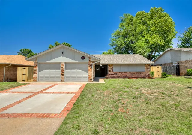 Photo 1 of Single family home for sale at 1305 Apollo Rd, Edmond, OK 73003 | MLS# 1245503 | Listing updated on 2026-09-11